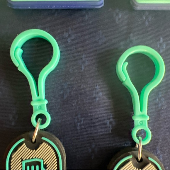 Dude Perfect MyBooster.com Keychain Bag Clip Vinyl Fundraiser Logo Lot Of 5 - Picture 9 of 10